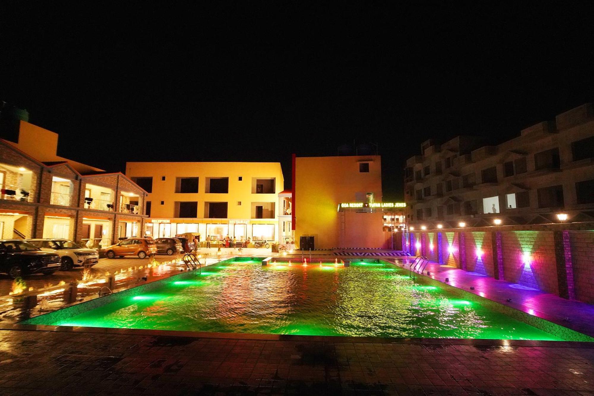 מנדרמוני Goa Beach Resort On Beach מראה חיצוני תמונה