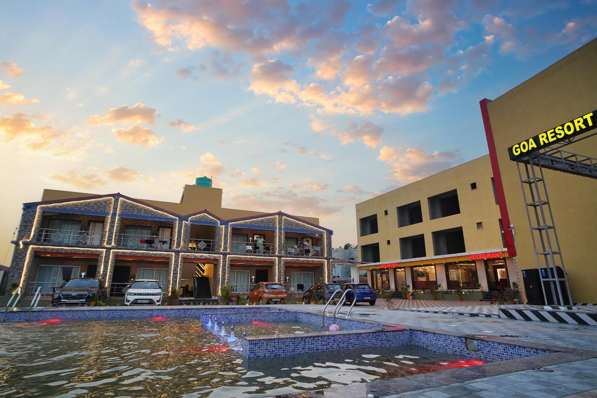 מנדרמוני Goa Beach Resort On Beach מראה חיצוני תמונה